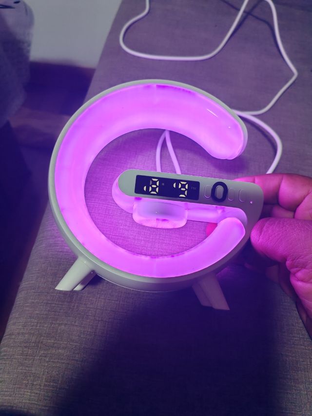 Lampara altavoz G63 Smart Light Sound Machine