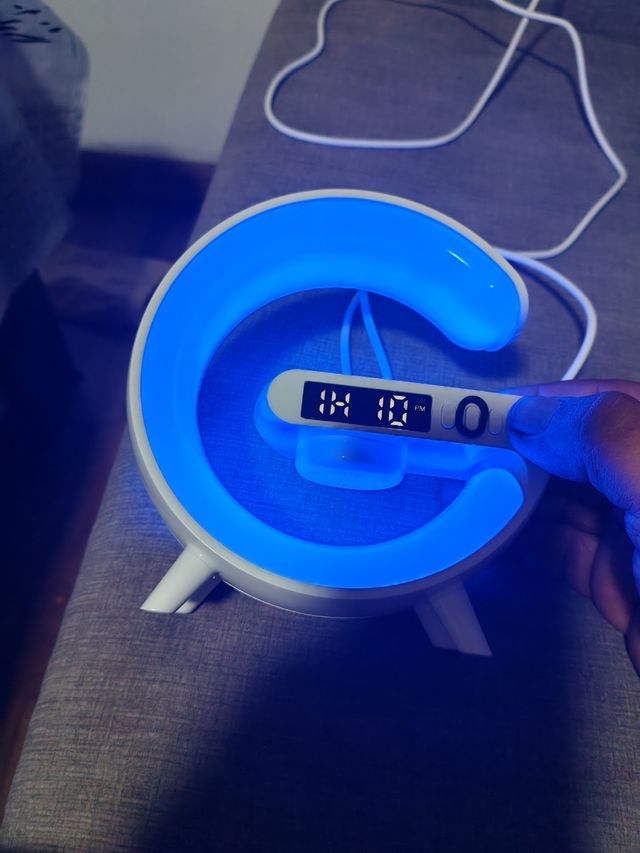 Lampara altavoz G63 Smart Light Sound Machine