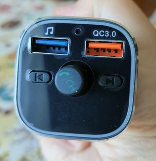Transmisor FM Bluetooth QC3.0