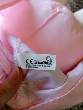 Bambola di stoffa rosa