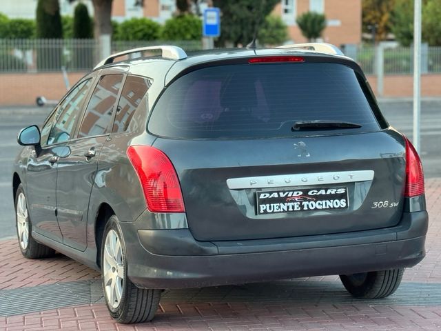 Peugeot 308 2010