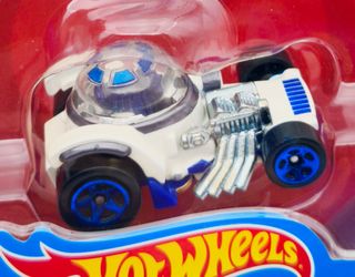 R2-D2 STAR WARS DISNEY HOT WHEELS MATTEL