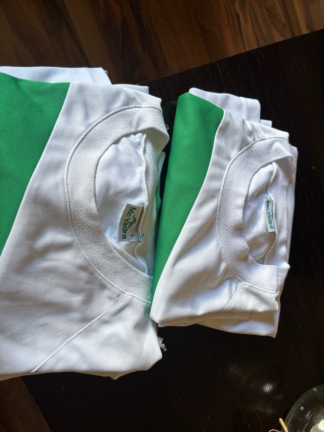 2 Camisetas McYadra L - Verde/Blanco