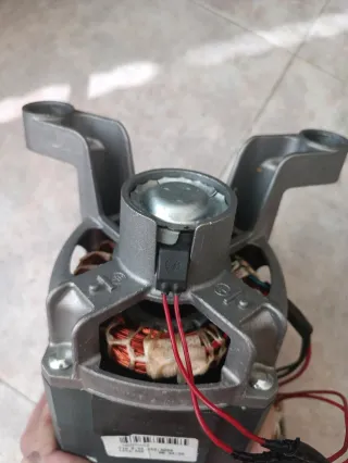 Motor Lavadora Hotpoint Ariston AQM8D49U
