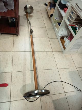 Lámpara de pie moderna - marrón y plata