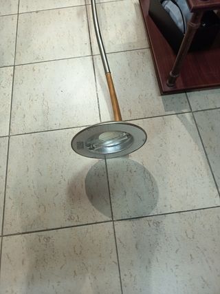 Lámpara de pie moderna - marrón y plata