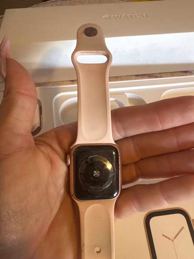 Apple Watch Series 4 (40mm) Rosa bateria 80%
