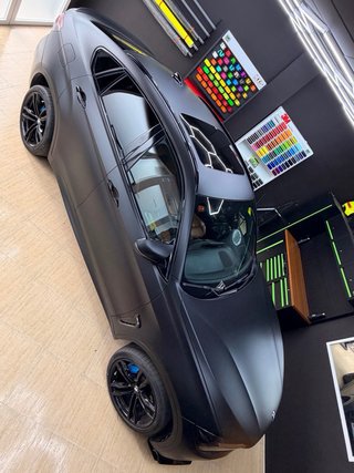 Vinilo envoltura coche wrapping rotulacion