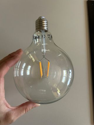 Lámpara Ikea crochet beige con bombilla