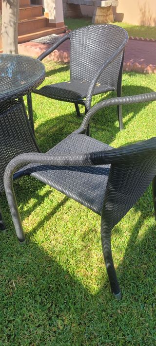Conjunto jardín - Mesa+4 sillas ratán