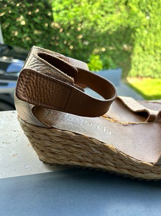 Sandalias cuña Pedro García 38