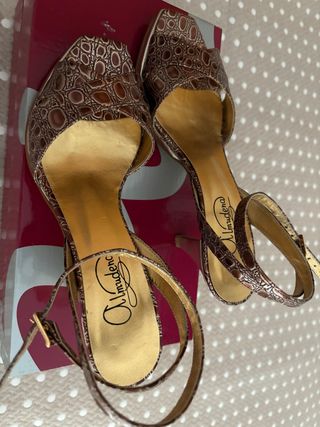 Sandalias Piel  Talla 36