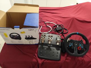 Logitech G29 Driving Force Racing Wheel PS4/PC