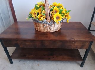 Mesa elevable con almacenaje