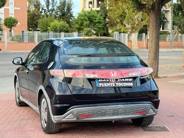 Honda Civic 5 puertas 