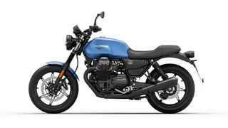 Moto Guzzi V7 Stone