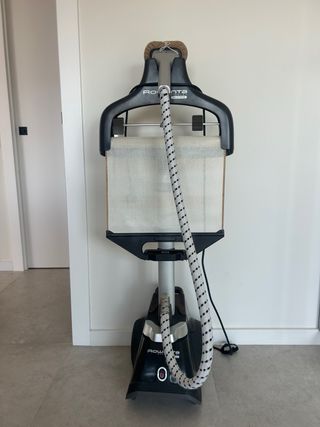 Plancha vertical Rowenta Master Valet