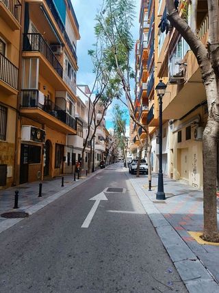 Local comercial en venta en Playa de los Boliches en Fuengirola