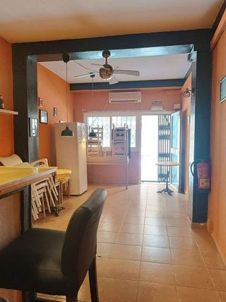 Local comercial en venta en Playa de los Boliches en Fuengirola