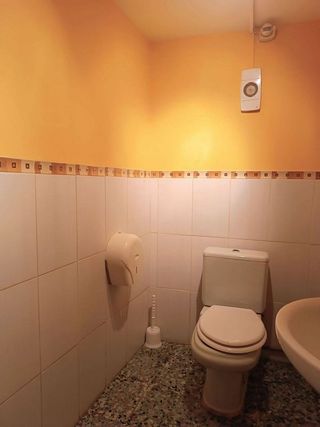 Local comercial en venta en Playa de los Boliches en Fuengirola