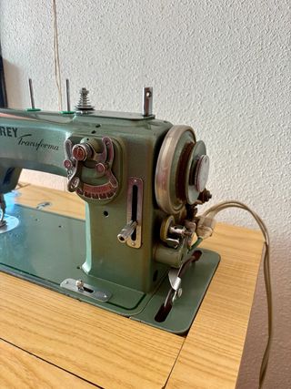 Máquina coser Refrey Transforma
