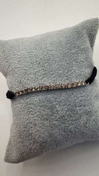 Pulsera macramé y oro 18k diamantes champagne