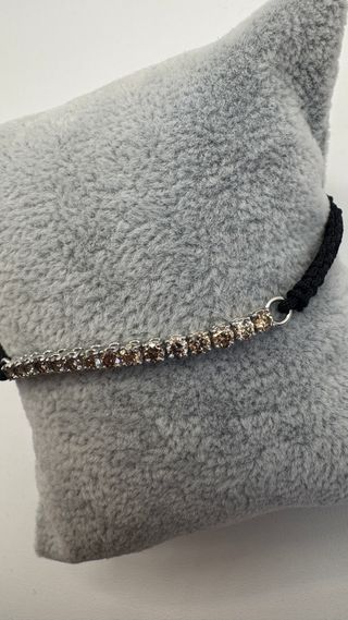 Pulsera macramé y oro 18k diamantes champagne