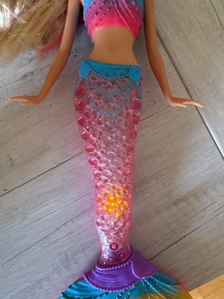 Barbie Sirena luz - Original, de Mattel