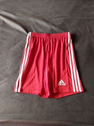 Adidas Pantalón Corto Rojo Niño
Talla 176