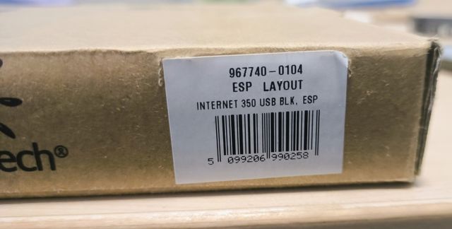 Teclado Logitech USB - Negro