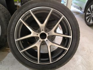 Llanta 21" AMG + Neumáticos 295/40