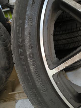 Llanta 21" AMG + Neumáticos 295/40