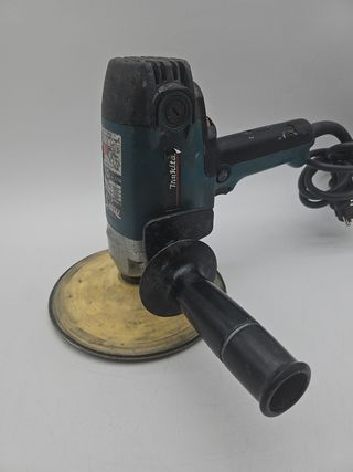 Lijadora Makita GV7000C 180mm.
