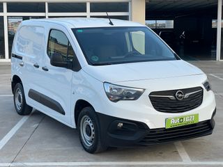 (3 plazas) Opel Combo 2021