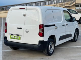 (3 plazas) Opel Combo 2021