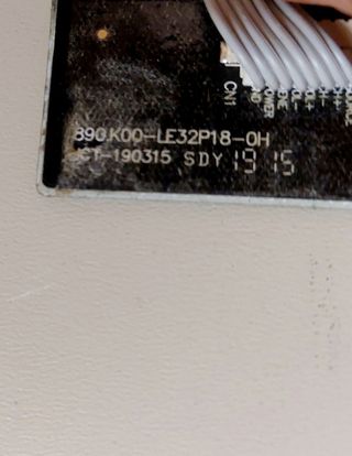 TV INVES 40 LED 409 FHD SMT placa mando