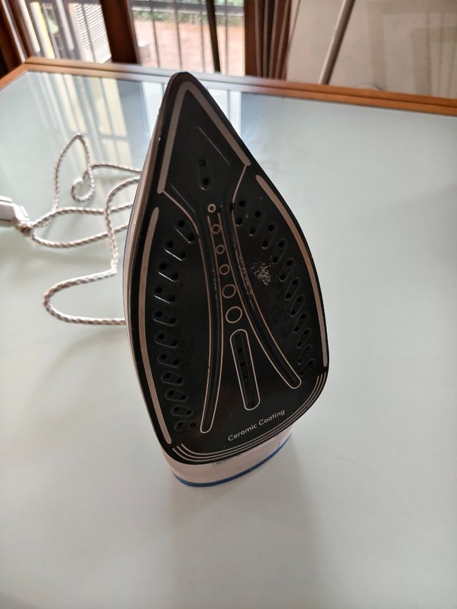 Ferro da Stiro Kasanova 2200W