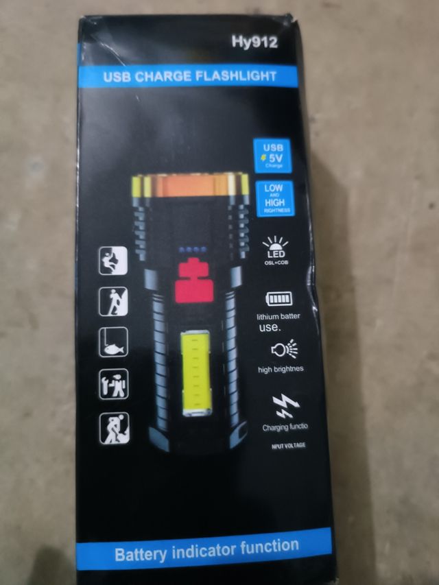 Linterna LED Recargable - Alta Potencia