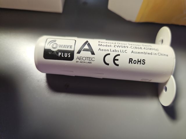 Sensor puerta empotrado Aeotec Gen5 ZW089