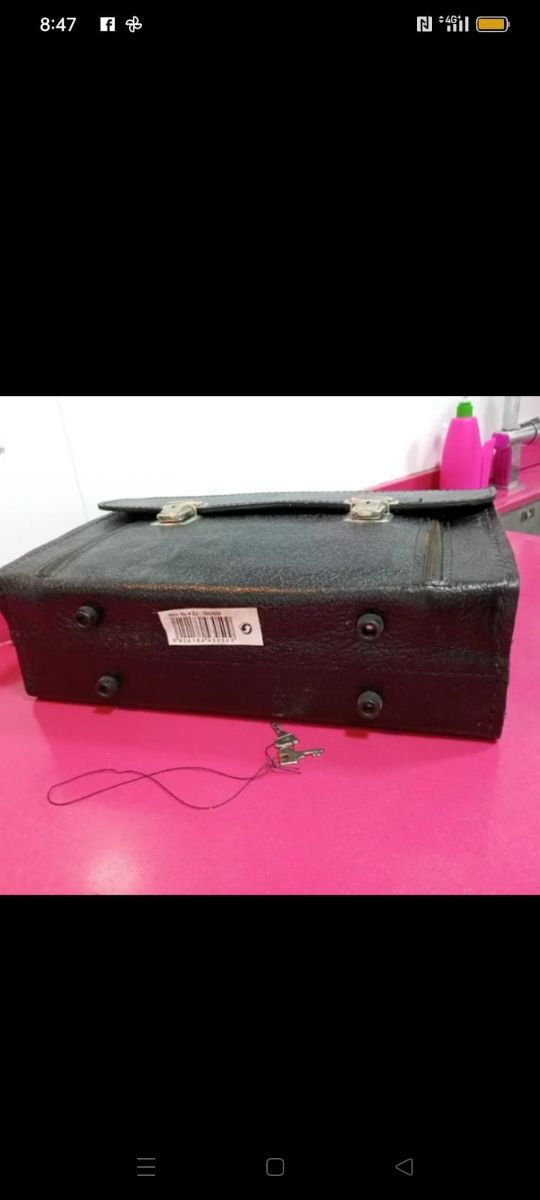 Maleta de cuero fontanero