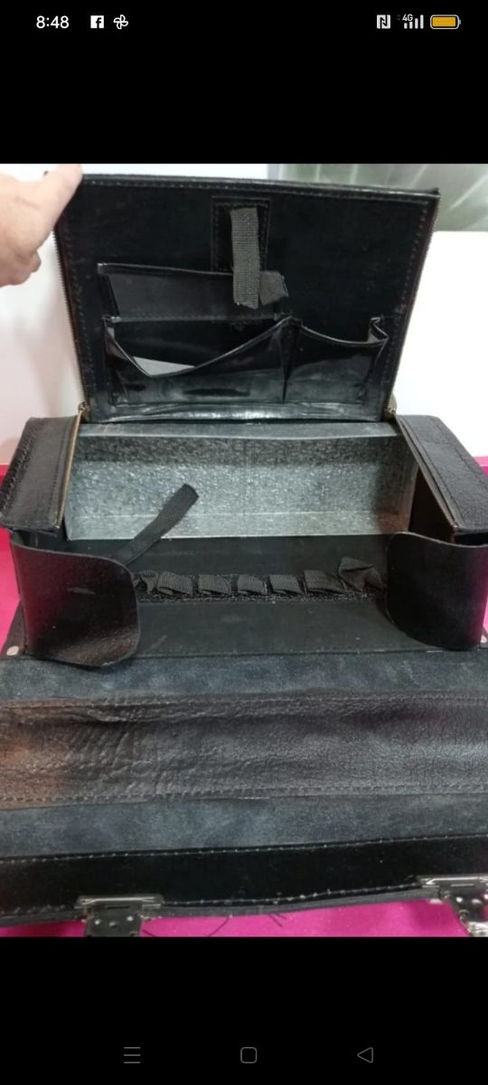 Maleta de cuero fontanero