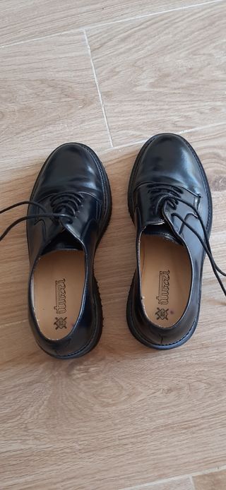 Zapatos Ituzzi negros