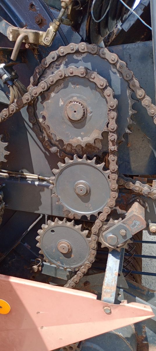 Vicon RF 112 - Empacadora