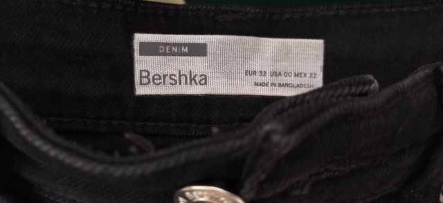 Shorts pantalón vaqueros corto Bershka niña