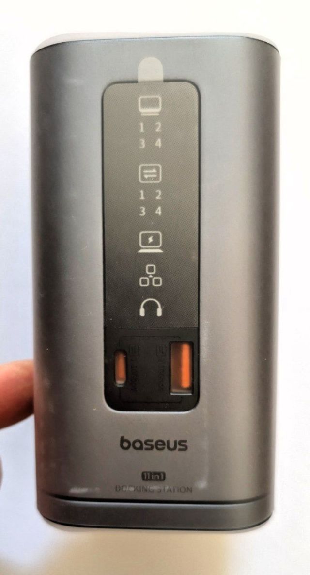 Nuovissima. Docking Station con Caricatore 100W