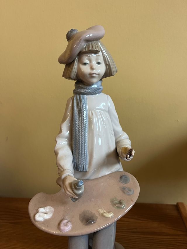 Niña pintora porcelana Nao Lladró