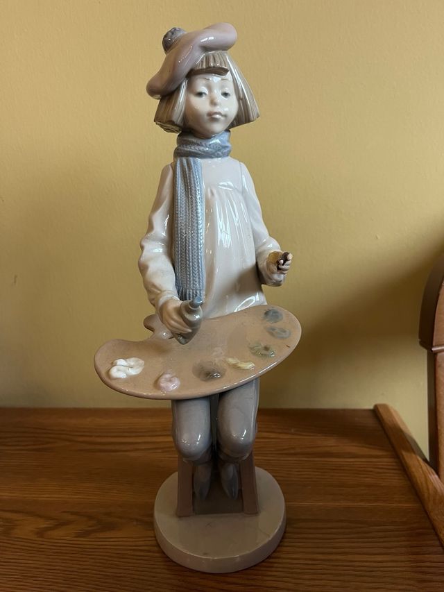 Niña pintora porcelana Nao Lladró