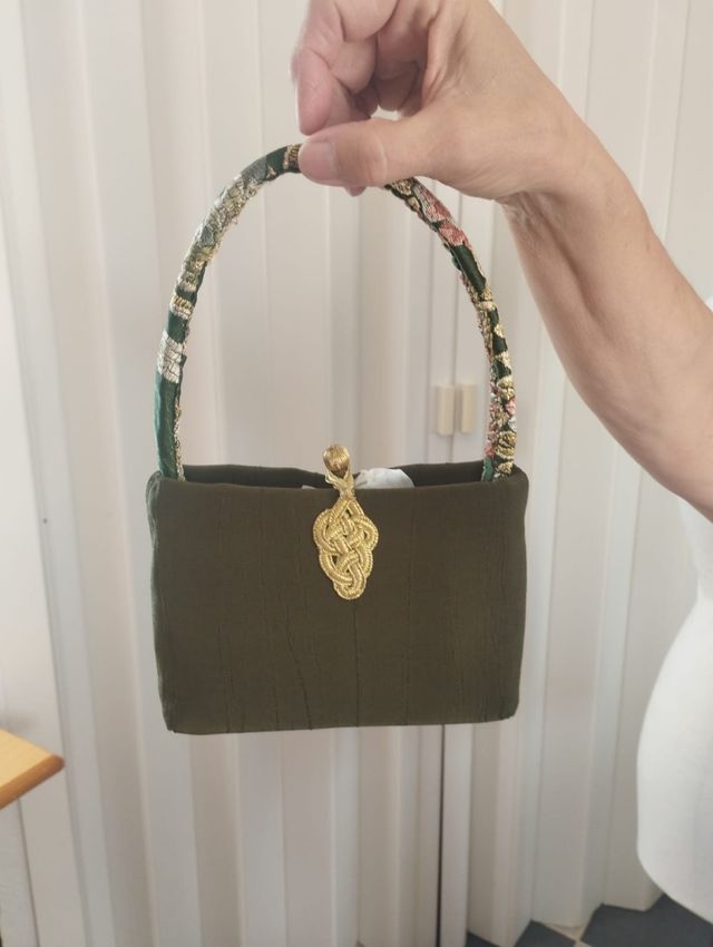 Traje verde - Talla M