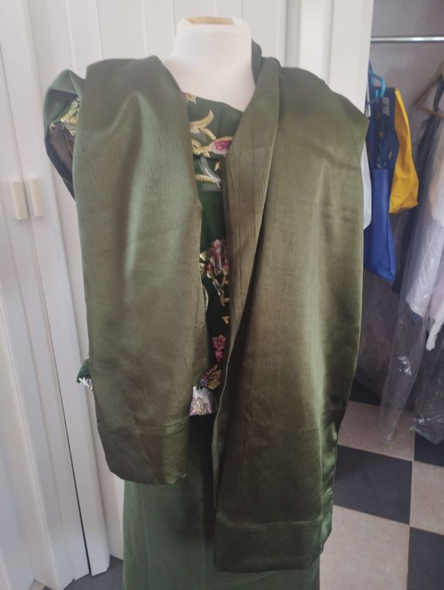 Traje verde - Talla M