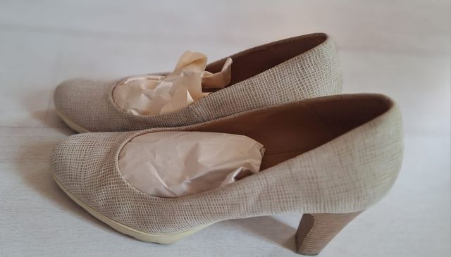 Zapatos Jhay verano beige #40
